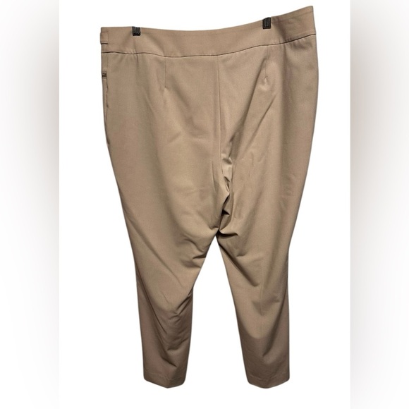 Calvin Klein Straight Slim Zip Pocket Pants Mid rise, Khaki color size 14 - Picture 2 of 7